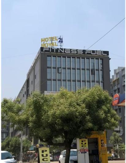 Hotel Royal 24 아흐메다바드 외부 사진
